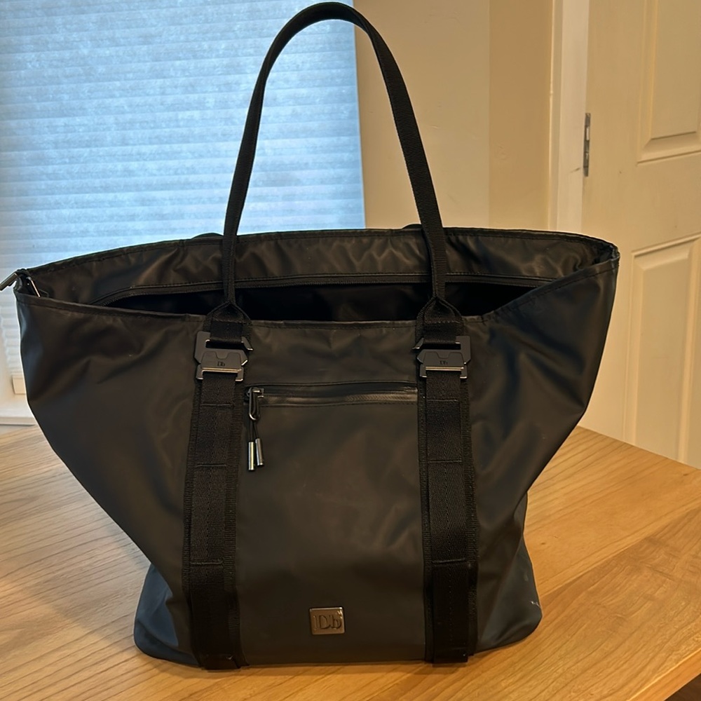 Douchebag Essential Tote 25L